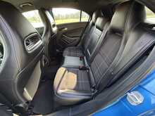 Mercedes-Benz A-Class A180 Blueefficiency Sport