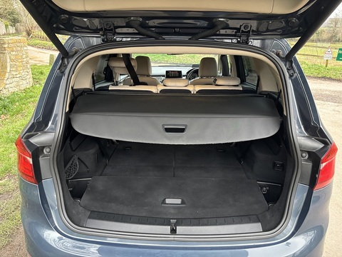 220I Luxury Gran Tourer 2.0 5dr Estate 2015 Petrol