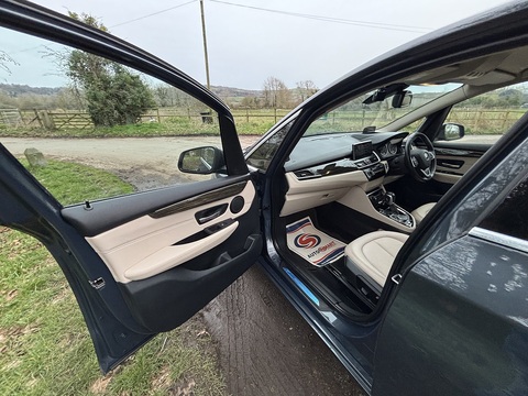 220I Luxury Gran Tourer 2.0 5dr Estate 2015 Petrol