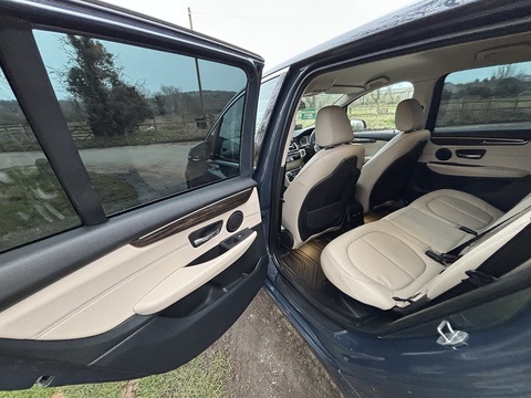 220I Luxury Gran Tourer 2.0 5dr Estate 2015 Petrol