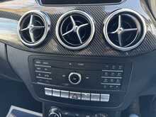 Mercedes-Benz B-Class B180 Blueefficiency Sport