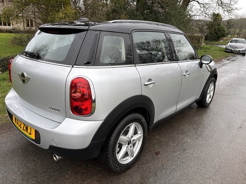 Cooper 1.6 5dr Hatchback Automatic Petrol