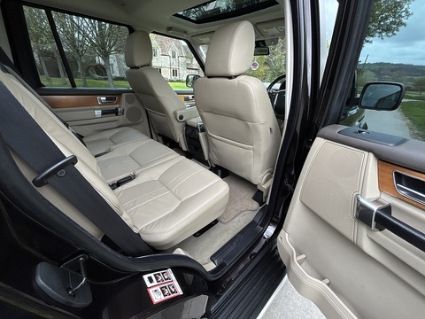 V8 Hse 5.0 5dr Estate Automatic Petrol