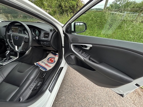 T4 Se 1.6 5dr Hatchback Automatic Petrol