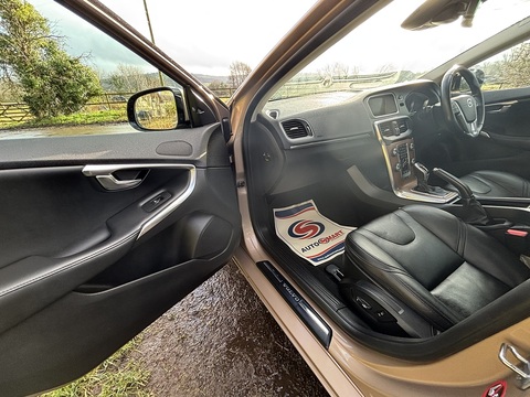 T4 Se 1.6 5dr Hatchback Automatic Petrol