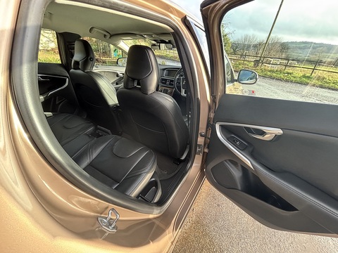 T4 Se 1.6 5dr Hatchback Automatic Petrol