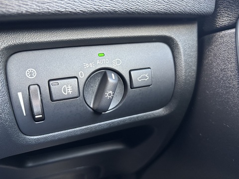 T4 Se 1.6 5dr Hatchback Automatic Petrol