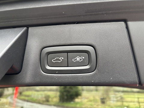 T5 Cross Country Awd 2.0 5dr Estate Automatic Petrol