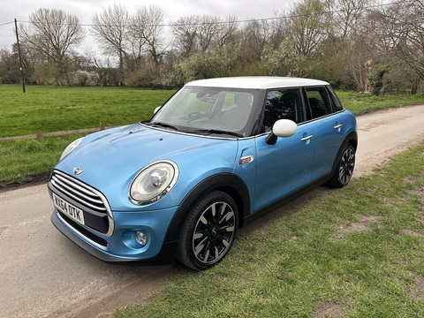 Cooper 1.5 5dr Hatchback Automatic Petrol