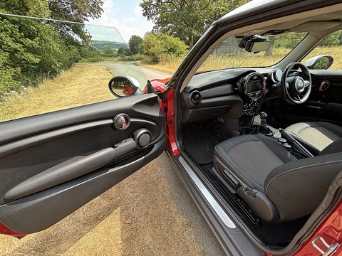 Cooper 1.5 3dr Hatchback Automatic Petrol