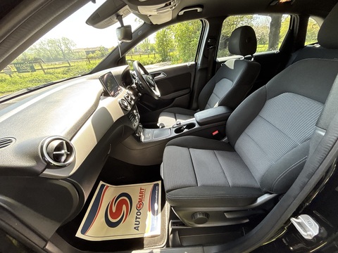 B180 Se 1.6 5dr Mpv Automatic Petrol