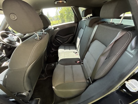 B180 Se 1.6 5dr Mpv Automatic Petrol
