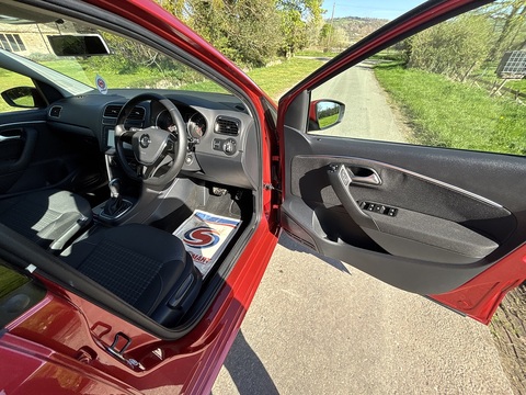 Se Tsi Dsg 1.2 5dr Hatchback Semi Auto Petrol