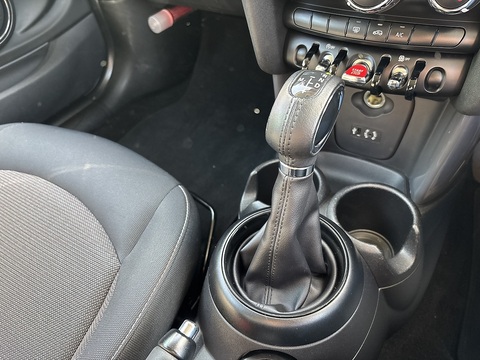 One 1.2 5dr Hatchback Automatic Petrol