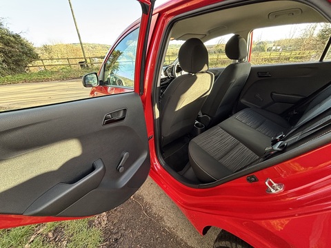 1.0 1 Hatchback 5dr Petrol Manual Euro 6 (66 bhp)