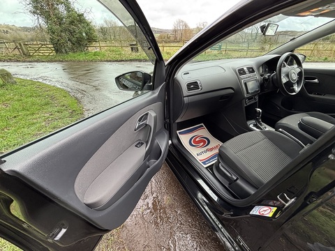 Se Tsi Dsg 1.2 5dr Hatchback Semi Auto Petrol