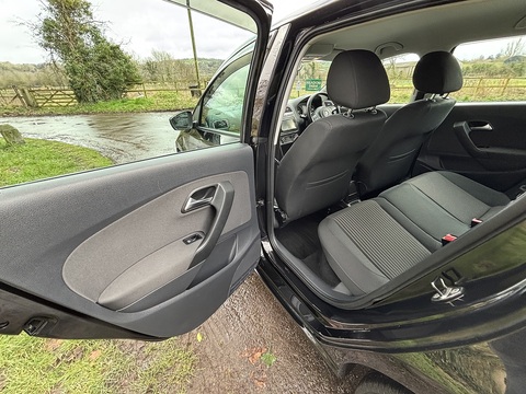 Se Tsi Dsg 1.2 5dr Hatchback Semi Auto Petrol