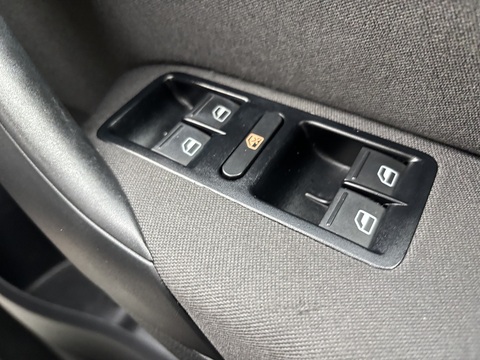 Se Tsi Dsg 1.2 5dr Hatchback Semi Auto Petrol