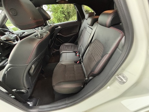 B180 Amg Line 1.6 5dr Mpv Automatic Petrol