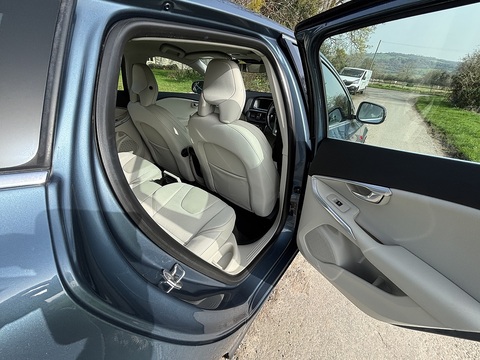T4 Se 1.6 5dr Hatchback Automatic Petrol