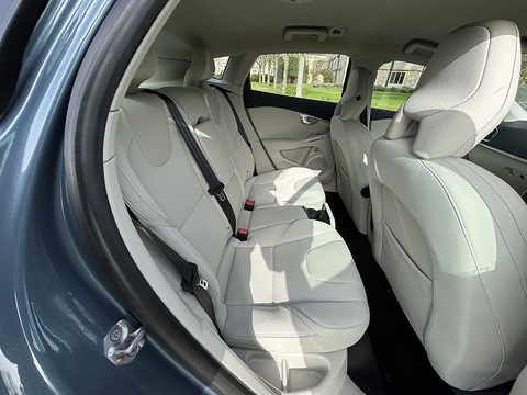T4 Se 1.6 5dr Hatchback Automatic Petrol