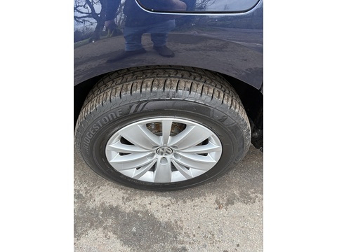 Se Tsi Bluemotion Technology Dsg 1.4 5dr Mpv Semi Auto Petrol