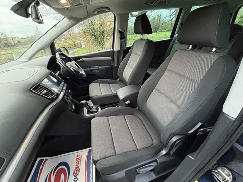 Se Tsi Bluemotion Technology Dsg 1.4 5dr Mpv Semi Auto Petrol