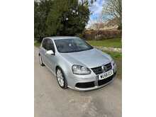 Volkswagen Golf R32