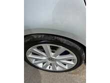 Volkswagen Golf R32