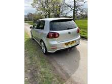 Volkswagen Golf R32