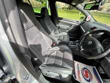 Volkswagen Golf R32