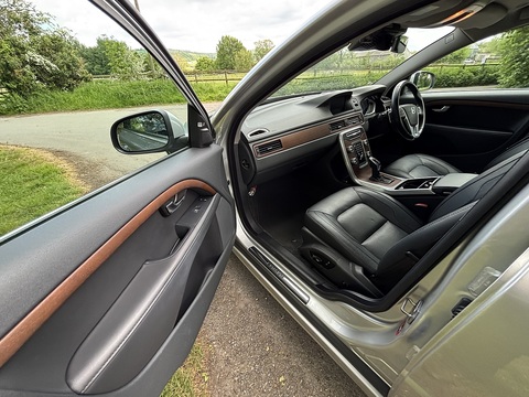T5 Se 2.0 5dr Estate Automatic Petrol