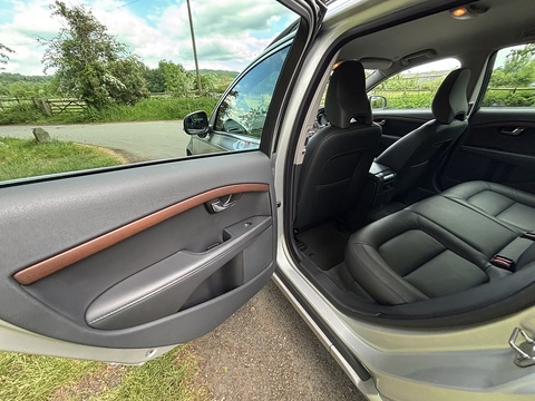 T5 Se 2.0 5dr Estate Automatic Petrol