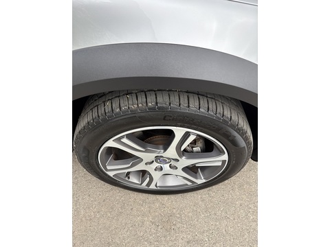 T6 Se Lux Awd 3.0 5dr Estate Automatic Petrol