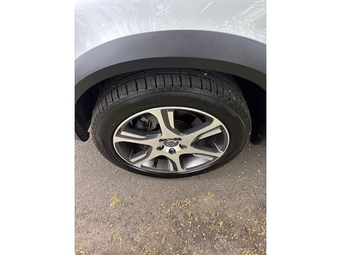 T6 Se Lux Awd 3.0 5dr Estate Automatic Petrol