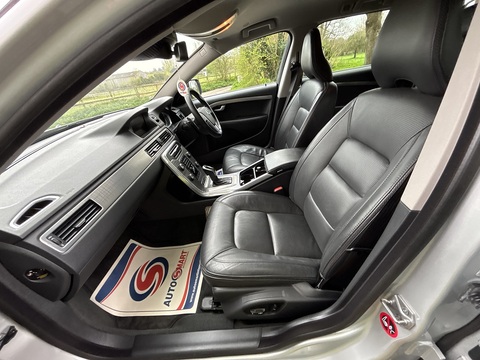 T6 Se Lux Awd 3.0 5dr Estate Automatic Petrol