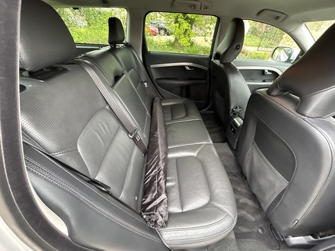 T6 Se Lux Awd 3.0 5dr Estate Automatic Petrol