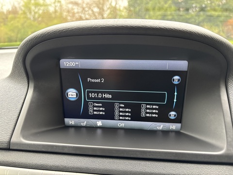 T6 Se Lux Awd 3.0 5dr Estate Automatic Petrol