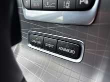 Volvo Xc70 T6 Se Lux Awd