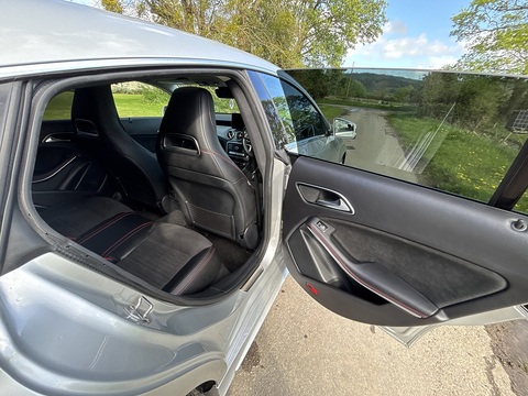 Cla 180 Amg Line 1.6 5dr Estate Automatic Petrol