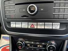 Mercedes-Benz Cla Cla 180 Amg Line