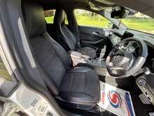 Mercedes-Benz Cla Cla 180 Amg Line