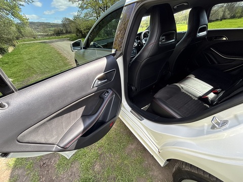 Cla 180 Amg Line 1.6 5dr Estate Automatic Petrol