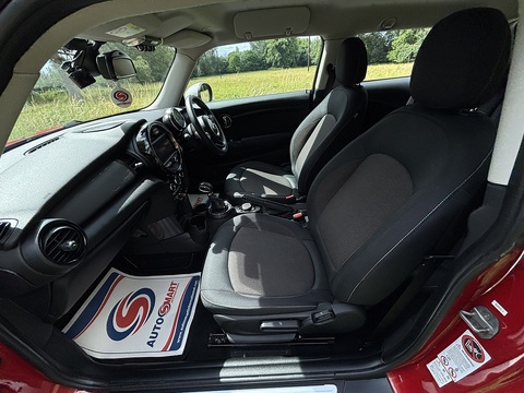 Cooper 1.5 3dr Hatchback Automatic Petrol