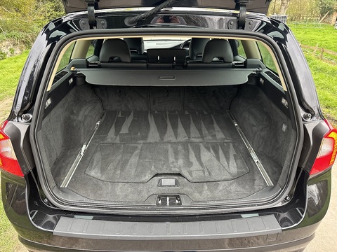 3.0 T6 SE Lux Estate 5dr Petrol Geartronic AWD Euro 4 (285 ps)