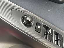 Mazda Mazda2 SKYACTIV-G SE-L