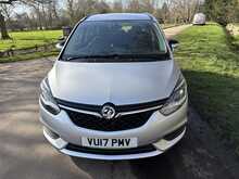 Vauxhall Zafira Tourer i Turbo Design
