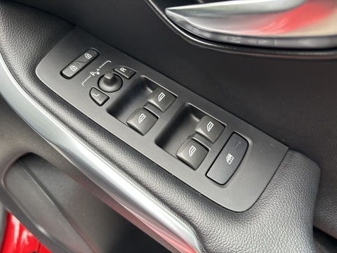 T3 Se 1.5 5dr Hatchback Automatic Petrol