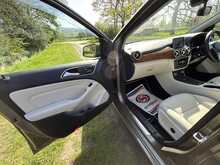 Mercedes-Benz B-Class B180 Blueefficiency Sport