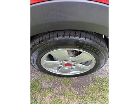 One 1.2 5dr Hatchback Automatic Petrol